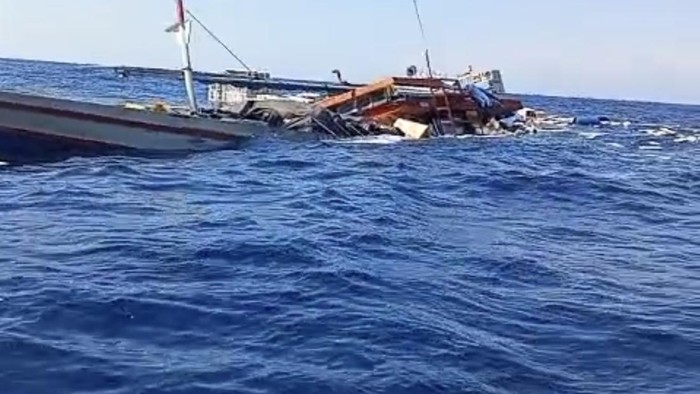 Kapal tenggelam di Banyuwangi