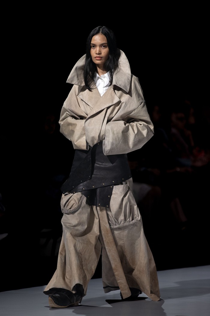 Koleksi Aurélien Voegelin dari untuk Pintu Incubator Ecolde Duppere di JF3 Fashion Festival 2026