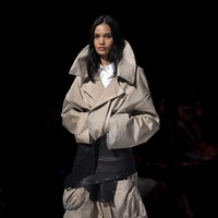 Saat Fashion Jadi Ruang Rekonsiliasi untuk Berdamai dengan Masa Lalu Pahit