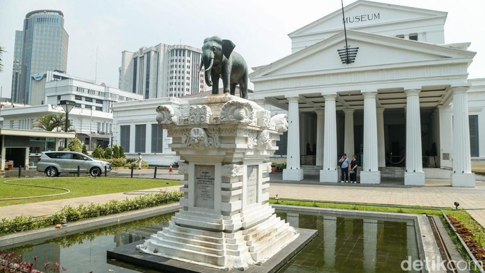 Museum Nasional Indonesia bisa menjadi pilihan mengisi libur akhir pekan. Pengunjung dapat menikmati koleksi sejarah dengan pengalaman yang lebih interaktif.