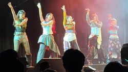 Lincah Banget! Marbles Buka Showcase Bernadya