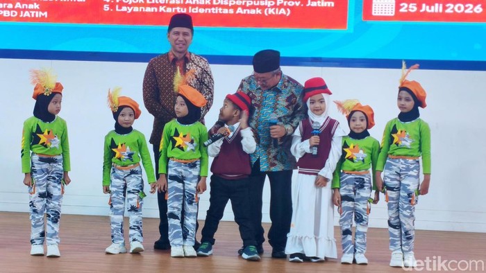 Mendikdasmen RI Abdul Muti di Sidoarjo