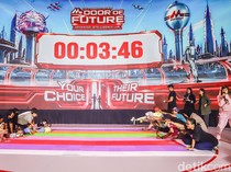 Bayi Semangat Ikut Lomba Merangkak, Ternyata Ini Tahapan Penting Tumbuh Kembang