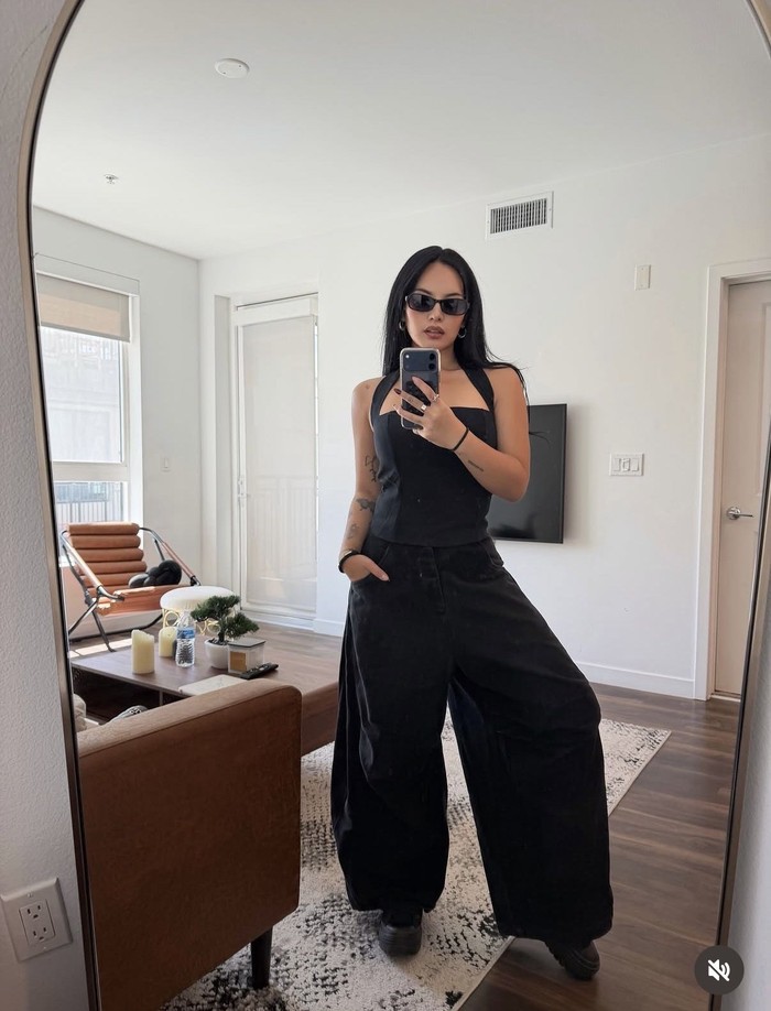 Potret Cantik Shafa Harris saat Ngeteh hingga Makan Sandwich Keju
