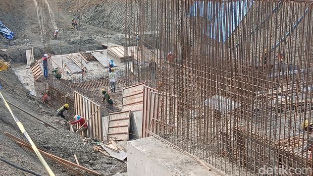 Proses Pembangunan Bendungan Cabean Blora Proses pembangunan Bendungan Cabean di Todanan, Blora.