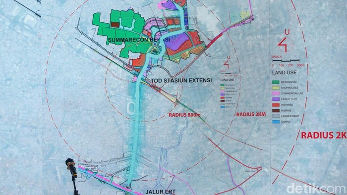 Menteri Koordinator Bidang Infrastruktur dan Pembangunan Kewilayahan Agus Harimurti Yudhoyono (AHY) menghadiri groundbreaking Transit Oriented Development (TOD) Summarecon Stasiun Bekasi Ekstensi di Bekasi, Jumat (24/7).