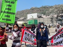 Protes Polusi Debu, Warga Geruduk Pabrik Batu Kapur di Ciburuy KBB