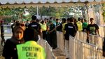 Antusiasme Suporter Padati GBT Jelang Laga Persebaya Vs Persija