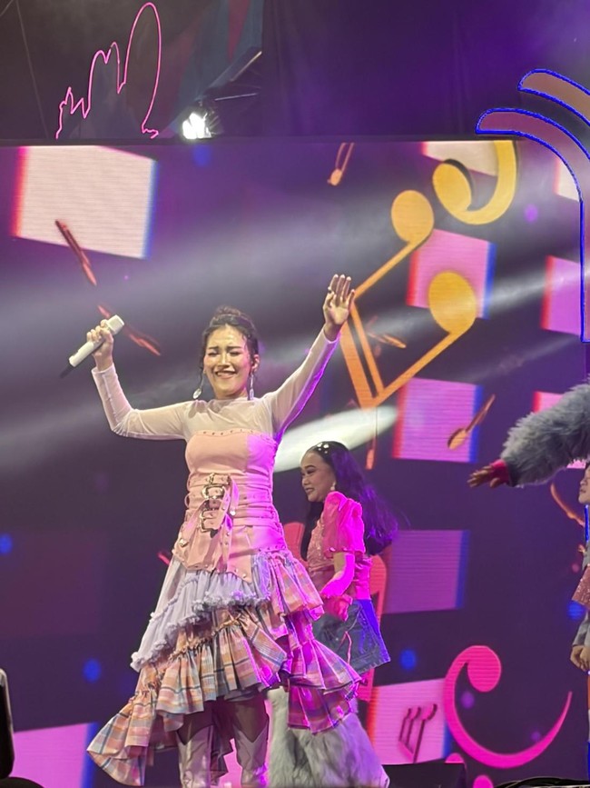 Ayu Ting Ting Bawa Sambalado ke Alamat Palsu
