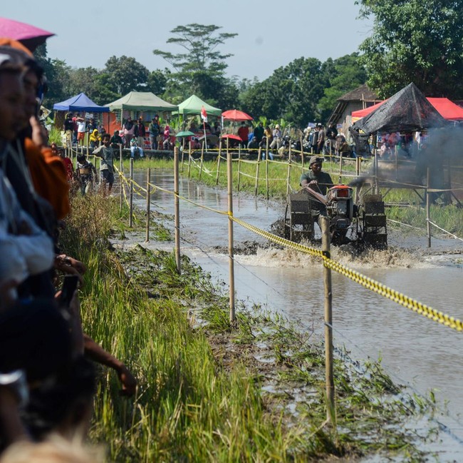 Balap Traktor 2026 di Klaten Tarik Minat Generasi Muda ke Sektor Pertanian