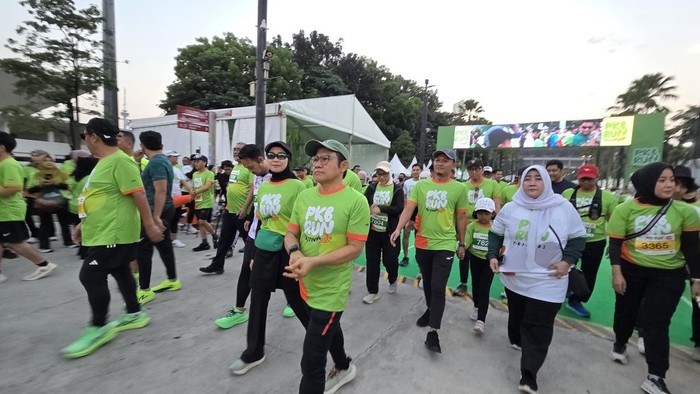 Cak Imin ikut lari bareng di acara PKB Run di GBK (Taufiq/detikcom)