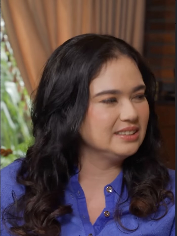 Catherine Wilson saat menjadi bintang tamu Spill DD Tea