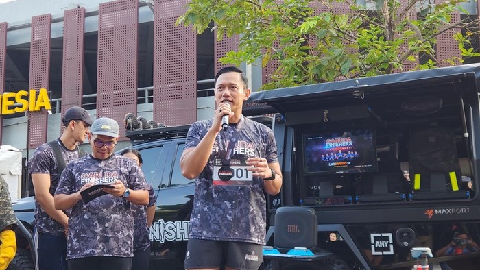 Ketua Umum Partai Demokrat Agus Harimurti Yudhoyono (AHY) meluncurkan komunitas lari bernama Garuda Finisher.