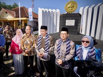 Menkop Melakukan Pencanangan Revitalisasi Tugu Koperasi Tasikmalaya