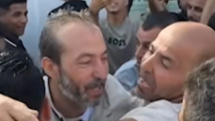 Momen tahanan Palestina dibebaskan.