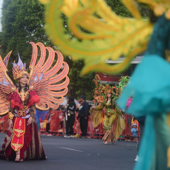 Pesona Budaya Nusantara Warnai Wonderful Archipelago Carnival Indonesia