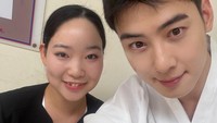 Penampilan Cha Eun Woo Bikin Pangling, Pipi Tampak Chubby Diduga Bulking