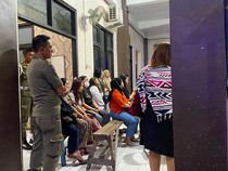 5 Warung Pangku di Gresik Digerebek, 50 Orang Diamankan
