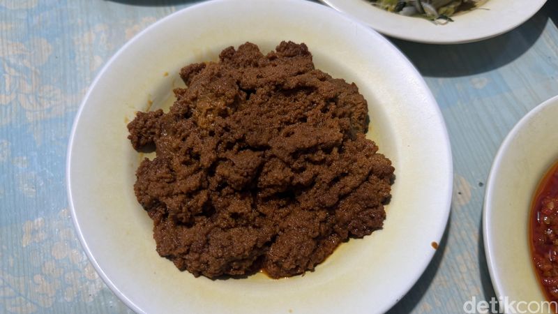 RM Pagi-Sore di Gang Benhil Punya Gulai Kerapu hingga Rendang Sedap