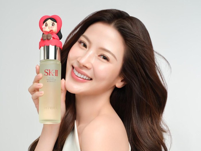 SK-II x CRYBABY Pop Mart Rilis Botol Pitera Essence Edisi Terbatas.