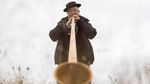 Tradisi Alphorn Bergema di Pegunungan Alpen Swiss
