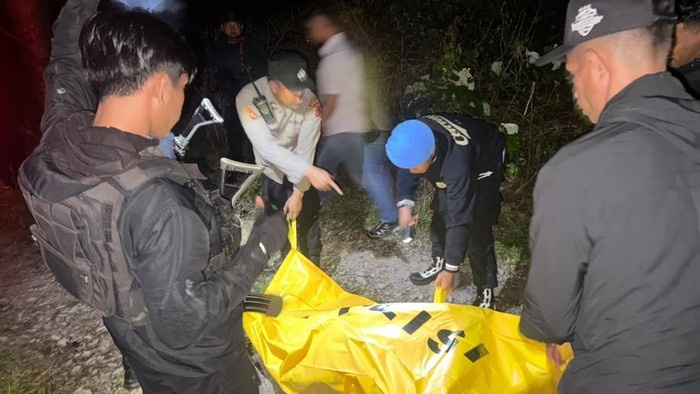 Tukang ojek ditemuka tewas di Mimika diduga dibunuh penumpang.