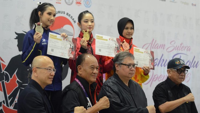 Kejuaraan Nasional (Kejurnas) Wushu Kungfu dan Alam Sutera Taolu Open 2026  yang berlangsung di Mall Alam Sutera Tangerang, Banten, resmi berakhir Minggu, 26 Juli 2026 sore. DKI Jakarta merajai event yang dimulai Kamis, 24 Juli 2026 dengan melibatkan