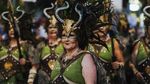 Atraksi Kostum Tradisional Meriahkan Festival Moors and Christians