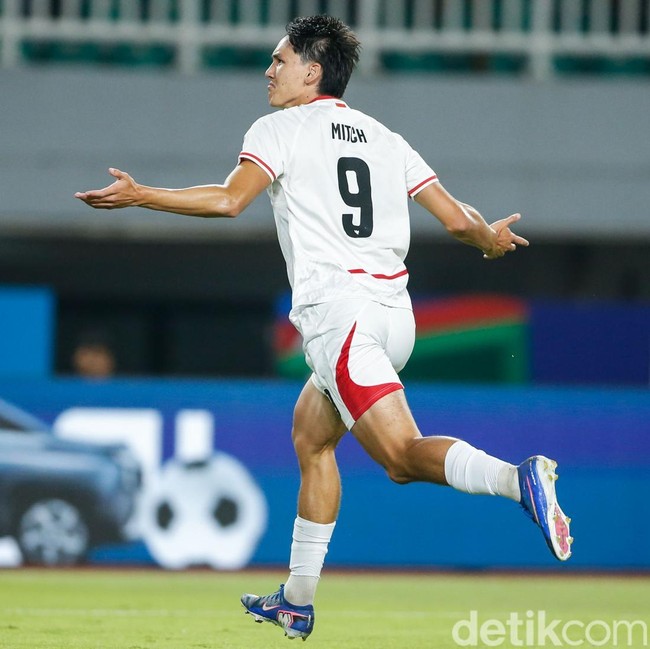 Debut Impresif Mitchell Baker Bawa Garuda Terbang Tinggi di Pakansari