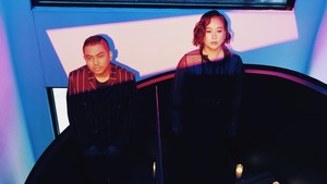 Terbelah Jadi Dua dari Gloria Jessica dan Ade Govinda telah mengumpulkan lebih dari 4 juta total streams, terdiri dari 3,5 juta streams di Spotify dan 1,2 juta penayangan untuk video musik dan 700 ribu video lirik di YouTube. Lagunya sudah dirilis sejak 8 Mei lalu. (Foto: ist)