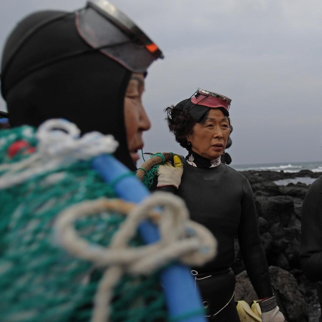 Haenyeo, Penyelam Perempuan Tangguh Penjaga Tradisi Jeju