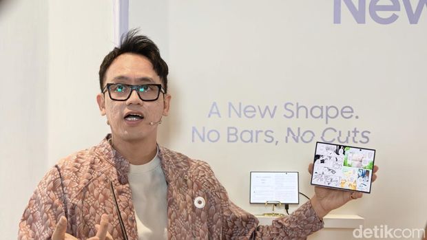 Ilham Indrawan, MX Product Marketing Senior Manager Samsung Electronics Indonesia