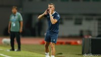 John Herdman: Timnas Indonesia Akan Bikin Singapura Main Bertahan