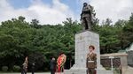 Kim Jong Un Ziarah ke Makam Pahlawan Jelang Hari Gencatan Senjata Korea