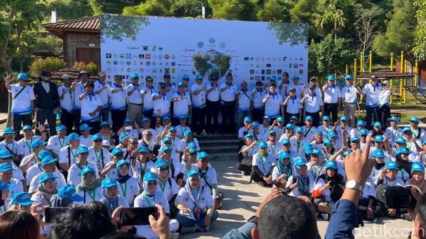 Konferensi Sungai Indonesia (KSI) diikuti 500 anggota komunitas dari 15 provinsi di Mojokerto dan dihadiri langsung oleh Menteri Lingkungan Hidup, Moh Jumhur Hidayat.