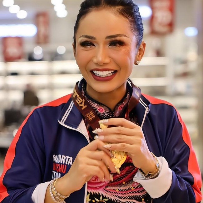 Kris Dayanti Dapat 2 Medali Emas di Kejurnas Wushu