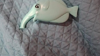 Pin bentuk gajah atau ikan? Foto: via Bored Panda