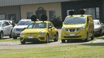Mobilnya tampil beda dengan kuping mirip Mickey Mouse. Foto: via Bored Panda