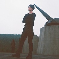 Lee Dong Wook kembali berperan sebagai Jung Jin Man dalamd rama Korea A Shop for Killers 2. Karakter yang diperankannya dikisahkan sebagai mantan tentara bayaran sekaligus pendiri organisasi rahasia Murder Help. Foto: Dok. Instagram Lee Dong Wook