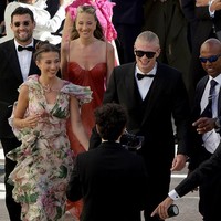 Kehadiran Erling Haaland bersama pacarnya, Isabel Haugseng, mencuri perhatian selama acara. Foto: Getty Images/Donato Fasano