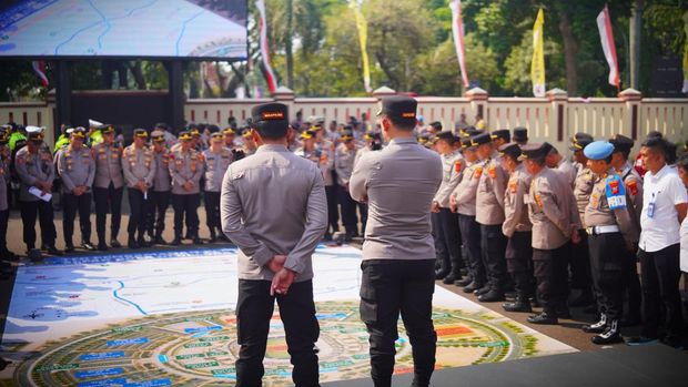 Polres Bogor menggelar Tactical Floor Game (TFG), simulasi taktis untuk pengamanan pertandingan sepak bola antara Timnas Indonesia vs Kamboja dalam turnamen ASEAN Hyundai Cup 2026 di Stadion Pakansari.