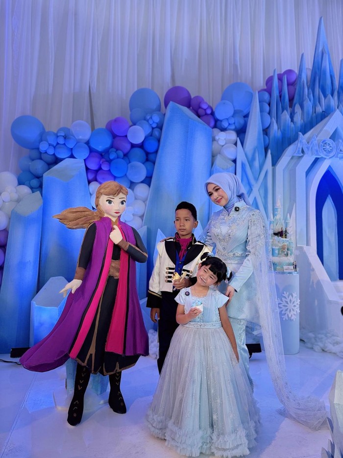 Ria Ricis rayakan ulang tahun Moana