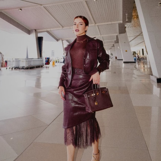 Gaya OOTD Tasya Farasya yang Serba Branded, Jaket Rp 88 Juta & Tas Rp 1,1 M
