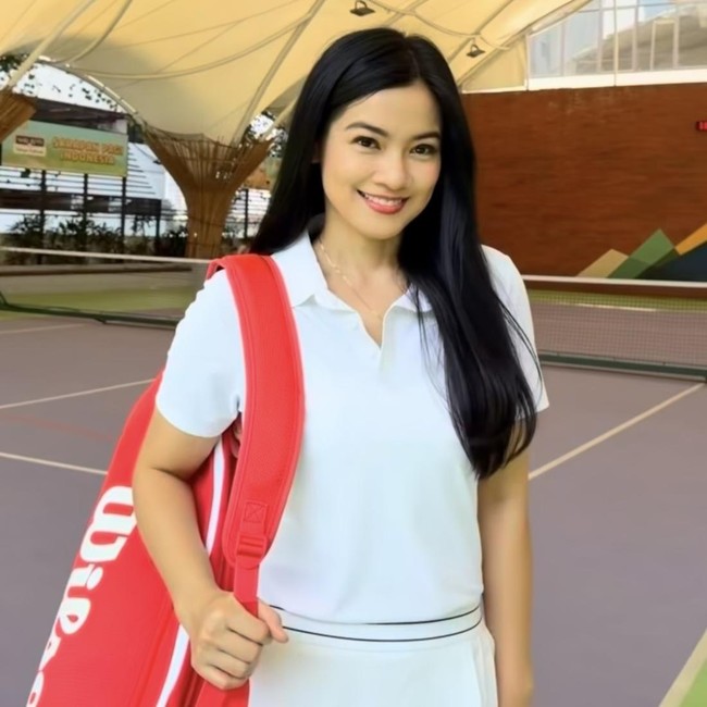 Olahraga 6 Hari Seminggu, Intip Penampilan Terbaru Titi Kamal yang Awet Muda