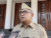 Walkot Farhan soal Sayembara Berburu Begal: Saya Ikut Gubernur