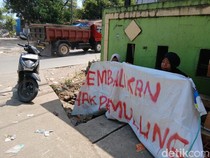 Pemulung Demo Tutup TPA Antang Makassar Imbas Aturan Wajib Pilah Sampah