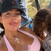 Gaya Georgina Rodriguez Main Golf Bareng Ronaldo, Dikritik Terlalu Seksi