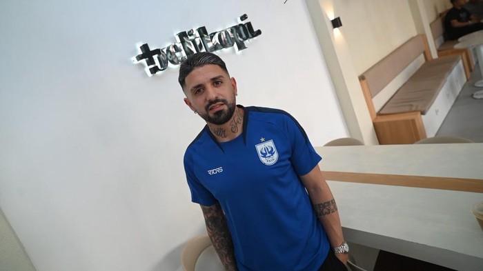 Jonathan Bustos resmi berseragam PSIS untuk kompetisi Champioship musim 2026/2027. Diunggah Selasa, (28/7/2026).