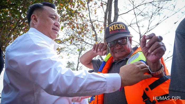 Kemenhub Tingkatkan Keselamatan Pelayaran