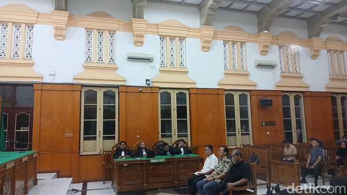 Sidang putusan di Ruang Tipikor Pengadilan Negeri Medan, Senin (27/7/2026) malam
